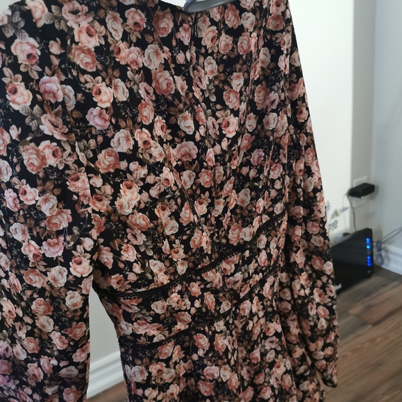 Keepsake Playsuit - Picture 2 of 4